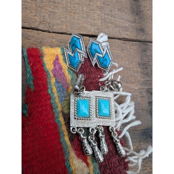 2 Vintage Sarah Coventry Faux Turquoise Earrings, Southwestern Jewelry Set - Picture 1 of 9